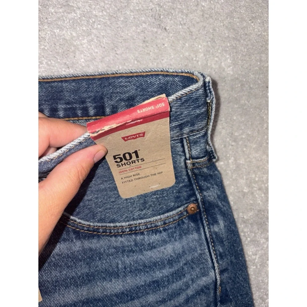 levis womens 501 shorts NWT 32